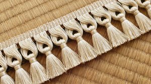 Ribete decorativo de algodón blanco con flecos de borlas, hecho a mano, con borde de hilo de alpaca y diseño de cebolla, para cortinas, cojines, prendas de vestir y tapicería. - Product Image 6