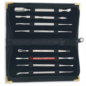 ชุดอุปกรณ์ตัดหนังกำพร้าแบบแมนนวลไฟเบอร์ออปติก LED สแตนเลส สำหรับงานออร์โธปิดิกส์ 4 ใบมีด พร้อมด้ามจับ ได้รับการรับรองมาตรฐาน CE ขายส่ง - Product Image 1