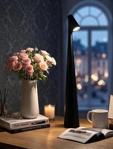 Lámpara de Mesa Cónica de Cerámica Minimalista, Iluminación Geométrica de Escritorio, Decoración Moderna para el Hogar, Luz de Acento para Sala de Estar Interior - Product Image 6