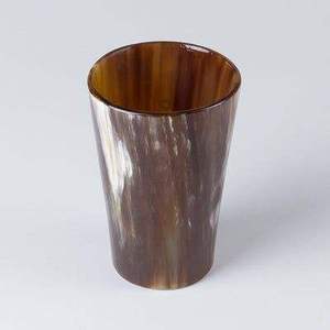 Cuernos de Beber Vikingos Ecológicos Hechos a Mano (Cuerno de Búfalo) con Diseño Tallado para Decoración Moderna del Hogar - Product Image 4