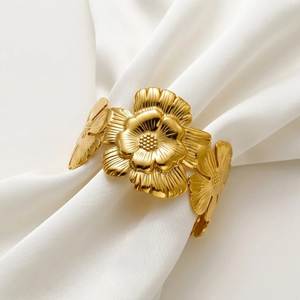 Juego de Servilleteros de Lujo en Forma de Corona Dorada para Decoración de Bodas, Porta Servilletas Metálicos para Eventos y Banquetes - Product Image 4