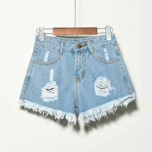 Shorts en jean déchiré extensible grande taille pour femme, style vintage respirant, motif tendance pour l'été, pour jeunes filles et femmes - Product Image 2