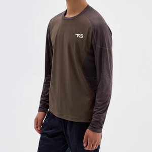 Chemise en tricot gaufré de haute qualité, matière respirante, toucher doux, conçue pour un confort durable. - Product Image 3