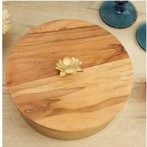 Boîte à chapati de qualité supérieure, boîte à roti avec couvercle doré, qualité supérieure, forme ronde, ustensiles de cuisine, boîte à chapati - Product Image 3