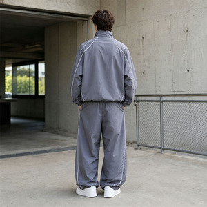 Custom <b>Plain</b> Streetwear Baggy <b>Tracksuit</b> For Mens Premium High Quality Lightweight Baggy Oversized Windbreaker <b>tracksuits</b> - Product Image 2