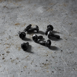 Tornillos de Anclaje para Concreto PDC de Alta Resistencia con Cabeza Plana - Acero al Carbono con Recubrimiento Negro, Accionamiento Phillips, Grado 4.8 6.8, Rosca Estándar 6.8 - Product Image 1