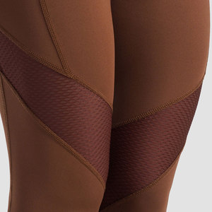 กางเกงเลกกิ้งผู้หญิง Comfort Plus เนื้อผ้ายืดหยุ่นและทนทาน เหมาะสำหรับใส่ในชีวิตประจำวันและเล่นโยคะ - Product Image 6