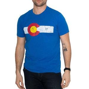Camiseta Azul de Manga Corta para Hombre con Estampado de la Bandera de Colorado, Cuello Redondo, Corte Regular Informal, 100% Algodón Jersey Transpirable - Product Image 1
