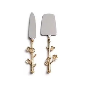 Decorative Wedding <b>Cake</b> <b>Server</b> Set Luxury Metal Dessert Presentation Accessories - Product Image 3