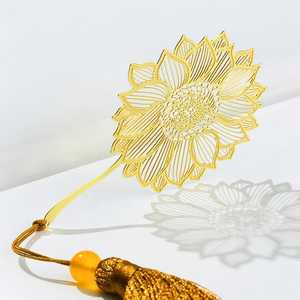 Marcapáginas de Aleación con Diseño de Mascota Coreana de Dibujos Animados, Bonito y Creativo, para Estudiantes, Reutilizable, con Impresión UV, Material Escolar - Product Image 1