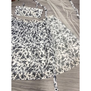 Lehenga Choli de soirée en polyester de créateur avec un magnifique imprimé numérique - Product Image 3