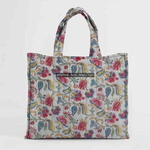 Offre Spéciale d'impression de taille personnalisée Sac fourre-tout matelassé en coton matelassé réutilisable écologique pour les courses - Product Image 1