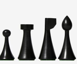 Juego de piezas de ajedrez clásicas de la serie Vintage del siglo XIX, en forma de cono, de madera de abeto ebonizado y madera natural, con un rey de 4.09 pulgadas, al mejor precio. - Product Image 4