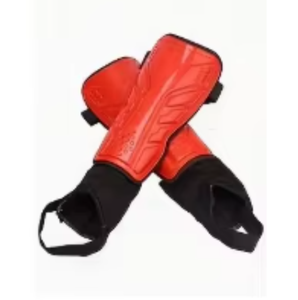 Espinilleras de Fútbol Rojas de EVA con Cierre de Velcro para Adultos, Protección Ligera para Todas las Estaciones - Product Image 6