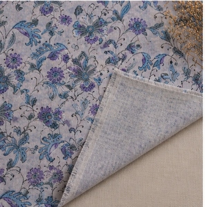 Tissu Popeline 100% Coton Imprimé Floral Bleu Violet Écologique Léger et Doux pour Robe Fille, Kurti, Vêtement Tendance - Product Image 5