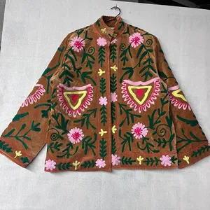 Chaqueta de terciopelo Suzani bordada a mano para mujer, estilo bohemio chic, con bordado floral, abrigo corto étnico con frente abierto, manga larga, cálida para invierno - Product Image 2