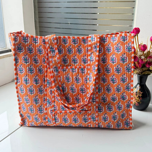 กระเป๋าช้อปปิ้งขนาดใหญ่สไตล์โบฮีเมียนแบบควิลท์ลายบล็อกพิมพ์มือ สำหรับผู้หญิง เหมาะสำหรับไปทะเลและเดินทาง - Product Image 1