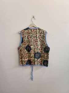 เสื้อกั๊กสไตล์วินเทจสำหรับผู้หญิงและผู้ชาย  ผ้าฝ้ายคันธา  ไม่มีแขน  มีกระเป๋า  ระบายอากาศได้ดี - Product Image 6