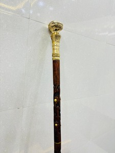 Bastón de Estilo Victoriano Náutico con Punta de Latón, Mango de Madera de Palisandro Marrón, Multifuncional, Pulido, Plegable en Tres Partes, Elegante - Product Image 2
