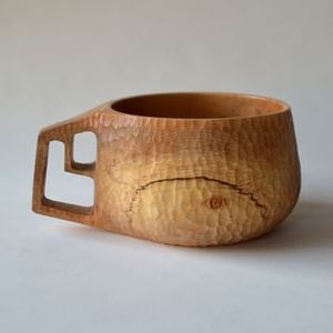 Mug à café et à thé en bois d'olivier nordique artisanal avec poignée, vaisselle écologique réutilisable pour la maison et le camping - Product Image 4