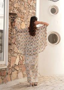 Ensemble kaftan et jupe drapée brodés Zardozi ivoire, style fusion - Product Image 2