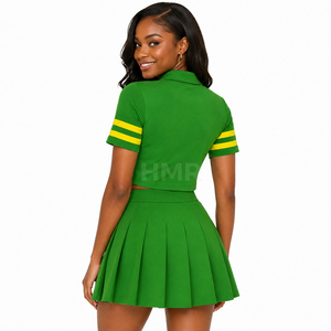 Ensemble de sport respirant et élégant HMR Sisterhood Sorority 2 pièces vert et jaune, haut court et jupe plissée - Product Image 3