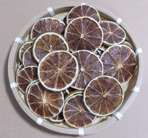 Rodajas de limón deshidratadas de larga duración y cítricos secos envasados al vacío para venta al por mayor y tamaño uniforme - Product Image 2