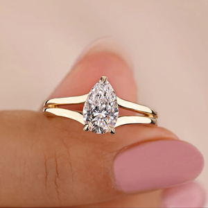 Ensemble de mariage de luxe avec diamant de laboratoire ovale de 1,07 carat, certifié IGI, bague de fiançailles avec alliance en or jaune 14 carats - Product Image 1