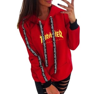 Sweat-shirt à capuche pour femme, manches longues, en mélange de coton doux, parfait pour la superposition en automne et en hiver. - Product Image 1