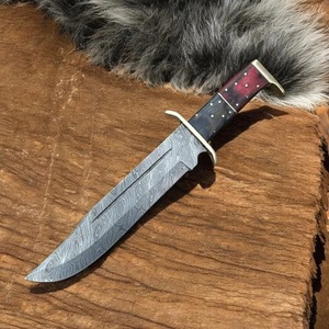 Couteau de chasse Bowie en acier Damas forgé à la main avec manche en cuir et lame à pointe tombante - Product Image 3