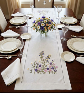 ผ้าปูโต๊ะปักลายดอกไม้สีขาวสไตล์โมเดิร์นสั่งทำขายส่ง คุณภาพสูง งานฝีมือปักลายดอกไม้ ซักได้ ทนทาน เหมาะสำหรับใช้ในบ้าน - Product Image 3