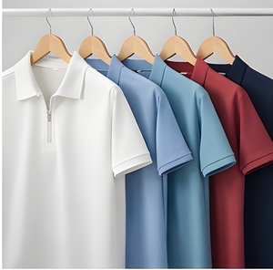เสื้อโปโลคอซิปผ้าปิเก้เนื้อแน่น 220 GSM สไตล์มินิมอลทันสมัย ซิปครึ่งตัว เสื้อยืดโปโลคอซิป  ผู้จำหน่ายเสื้อผ้าสไตล์สตรีท - Product Image 5