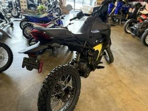 La Mejor Oferta 2025: Motocicleta Deportiva Doble Propósito Nueva en Negro Carbón Original - Product Image 2