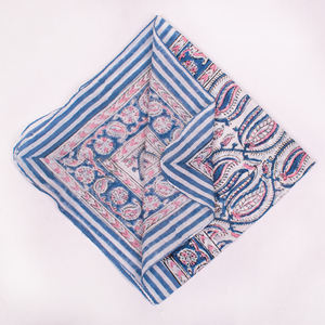 Craftjaipur – Bandana carré en toile de coton imprimé style Bagru, motifs floraux/géométriques, vente en gros pour promotion et branding - Product Image 3