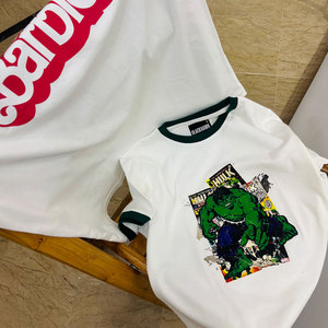 Camiseta Unisex Blanca con Estampado de Cómic de Hulk, Cuello Redondo, Manga Corta, Ribete en Contraste, Corte Casual, Largo Regular, 100% Algodón - Product Image 3