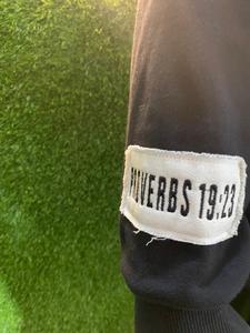 Sudaderas con Estilo Desgastado y Diseños Únicos - Tela de Alta Calidad para una Comodidad Inigualable, Ideales para Moda Casual y Urbana - Product Image 3