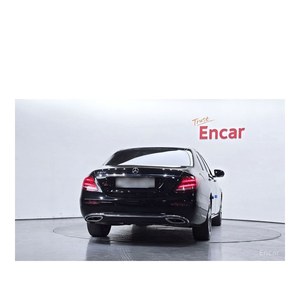 2020 Mercedes-Benz E-Class E300 Avantgarde 56,800 km Automatic Gearbox Leather Seats Left Steering Rear Camera - Product Image 4