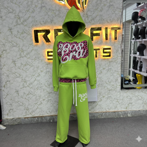 Conjunto Deportivo Unisex Verde con Capucha de Alta Calidad, 100% Algodón Ecológico, Impresión Personalizada, Manga Larga, Corte Holgado, Cordón Ajustable - Product Image 1