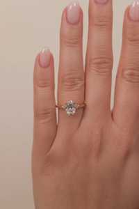 Bague de fiançailles en diamant en or massif 10k 14k 18k, ovale, sertie de griffes, pour usage quotidien, solitaire moderne, mariage, double alliance de 1,8 mm - Product Image 6