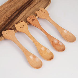 Juego de cubiertos de madera de acacia, mango, pino, madera roja y otras maderas disponibles con diseño personalizado por M.I.G. EXPORTACIONES. - Product Image 4