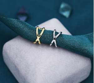 Manchette d'oreille croisée massive en argent sterling, boucles d'oreilles minimalistes sans perçage - Product Image 3