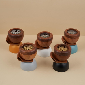 Brûleur d'encens Bakhoor en bois artisanal avec écran métallique, brûleur d'Oud arabe décoratif, Mabkhara, porte-parfum d'intérieur - Product Image 5
