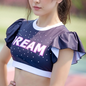 Crop top de cheerleading respirant pour un confort et une flexibilité maximum, crop top de cheerleading personnalisé abordable pour les équipes All-Star - Product Image 2
