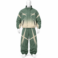 Ensemble survêtement jogging deux pièces en polyester avec veste coupe-vent zippée en nylon et pantalon, personnalisable avec logo, modèle 2026, en vente