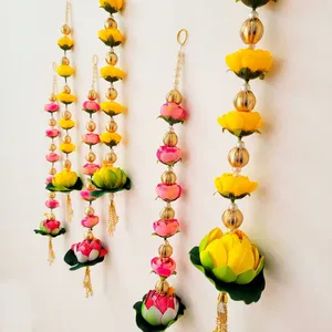 Décoration murale suspendue en forme de rose artificielle perlée avec un porte-clés en forme de fleur de lotus pour mariage et festival - Product Image 4