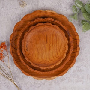 Assiette de service en bois poli fait main, style classique, en teck, assiette à dîner, plat en bois naturel, assiette à fruits et desserts, écologique - Product Image 6