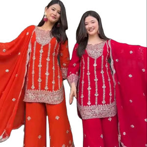 Salwar Kameez élégant et magnifique pour mariage et fêtes, en pure soie Chinon, coupe droite, bordure ethnique, pour femmes. - Product Image 1