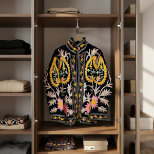 Chaqueta de Terciopelo Negro Bordada con Cuello Alto y Diseño Floral, Forro de Algodón, Bolsillos Laterales, Ropa de Invierno para Mujer - Product Image 4