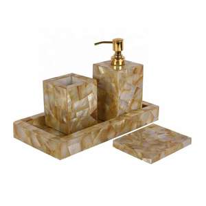 Accessoire de salle de bain tendance : Boîte à mouchoirs à motif mosaïque irisé en nacre (6 pièces), 4 distributeurs de savon, 5 gobelets, deux verres - Product Image 5