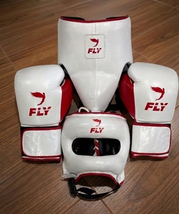 Factory Manufacture Top Selling New Arrival White <b>Red</b> Leather Lace-up Gloves Professional Training Fly Boxing Sparring Set - Product Image 4